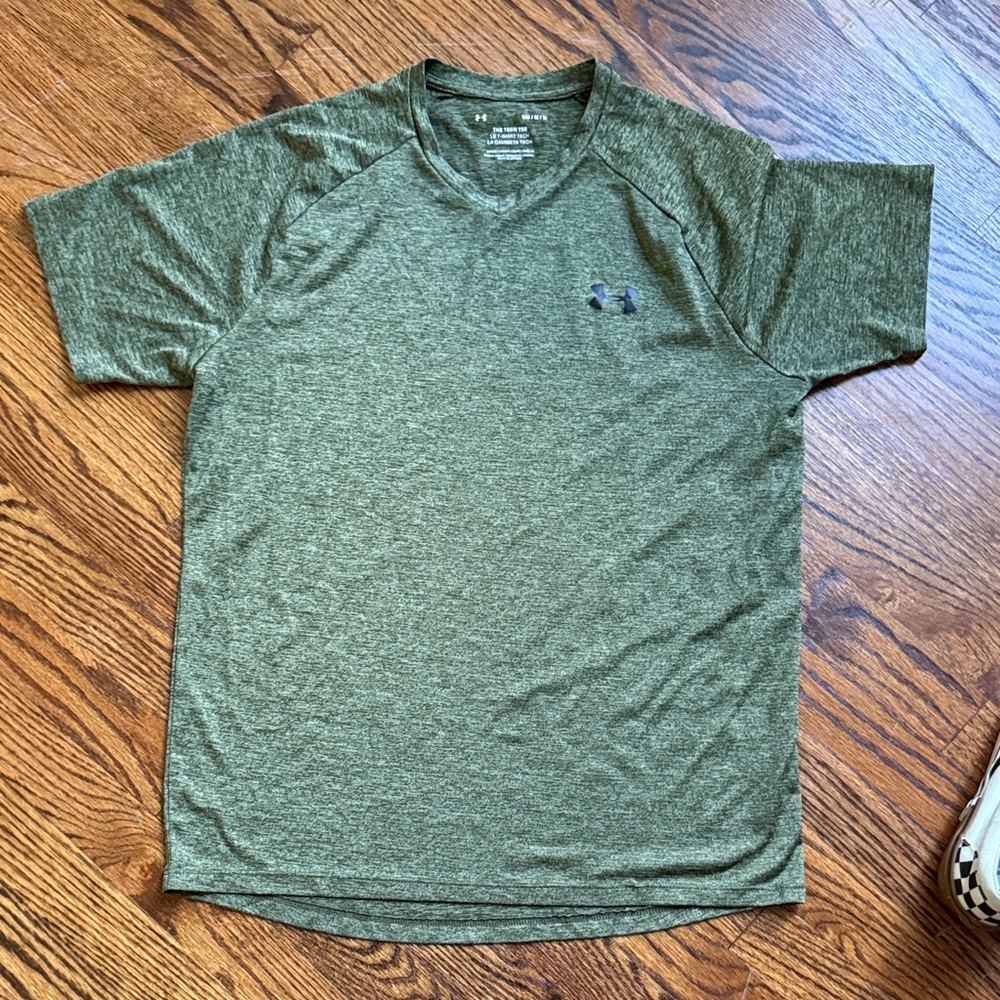 Under Armour Men's Olive Long Sleeve Tee